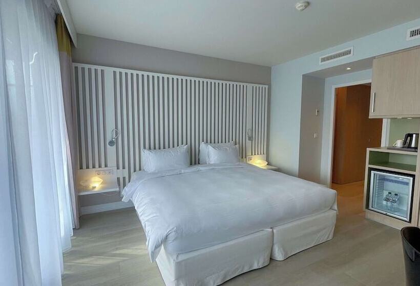 اتاق خانوادگی, Radisson Blu Resort & Spa, Ajaccio Bay