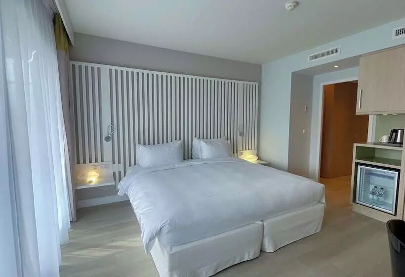 اتاق خانوادگی, Radisson Blu Resort & Spa, Ajaccio Bay