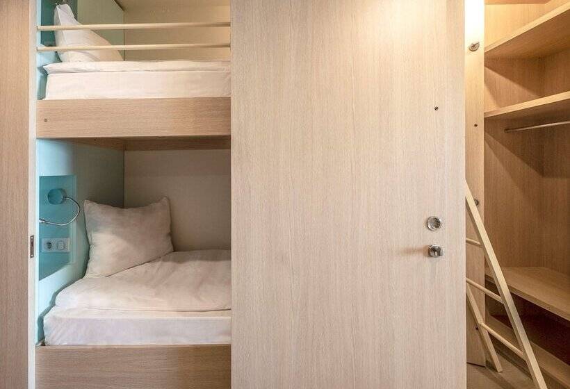 اتاق خانوادگی با چشم‌انداز دریا, Radisson Blu Resort & Spa, Ajaccio Bay