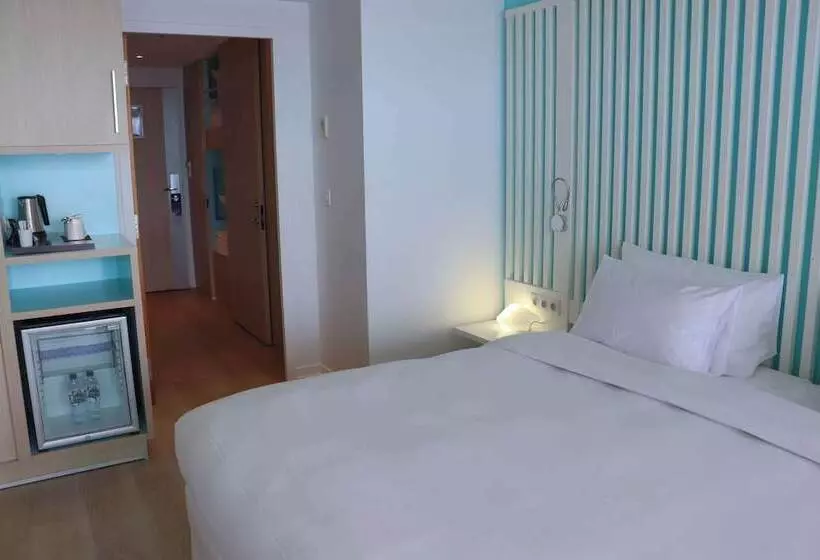 اتاق خانوادگی با چشمانداز دریا, Radisson Blu Resort & Spa, Ajaccio Bay