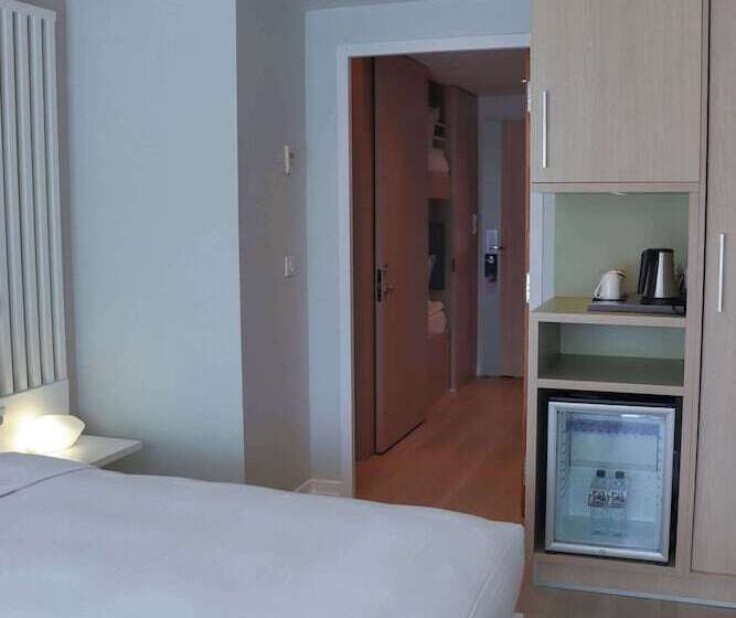 اتاق خانوادگی, Radisson Blu Resort & Spa, Ajaccio Bay