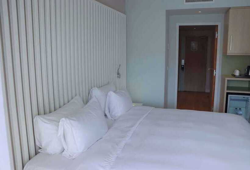 اتاق خانوادگی, Radisson Blu Resort & Spa, Ajaccio Bay