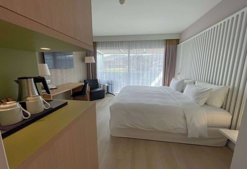 اتاق خانوادگی, Radisson Blu Resort & Spa, Ajaccio Bay