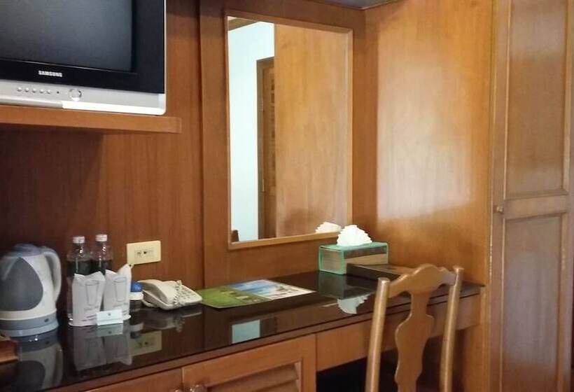 غرفة قياسية, Royal Phawadee Village Patong   2 Minutes Walk To The Beach