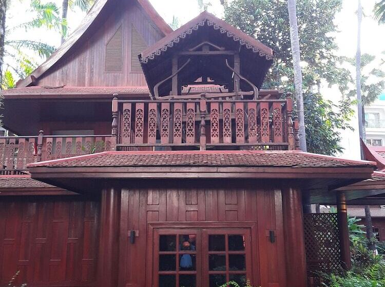 غرفة ديلوكس, Royal Phawadee Village Patong   2 Minutes Walk To The Beach