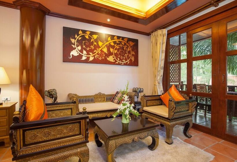 جناح ديلوكس, Royal Phawadee Village Patong   2 Minutes Walk To The Beach