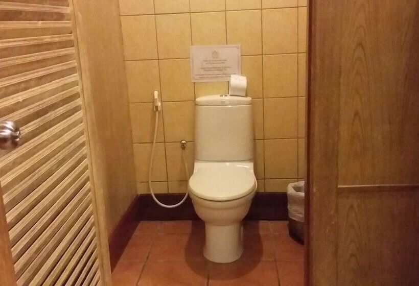 ‫فيلا غرفة نوم واحدة, Royal Phawadee Village Patong   2 Minutes Walk To The Beach