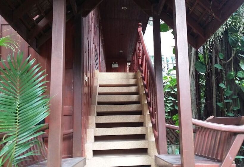 جناح عائلي, Royal Phawadee Village Patong   2 Minutes Walk To The Beach