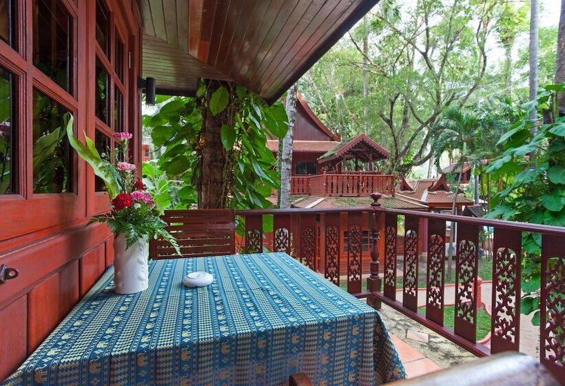 جناح عائلي, Royal Phawadee Village Patong   2 Minutes Walk To The Beach