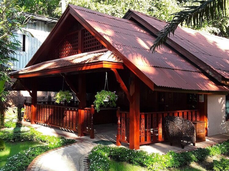 ‫فيلا غرفة نوم واحدة, Royal Phawadee Village Patong   2 Minutes Walk To The Beach