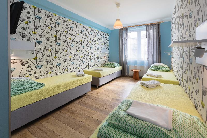 Кровать в Общей Комнате, Premium Hostel