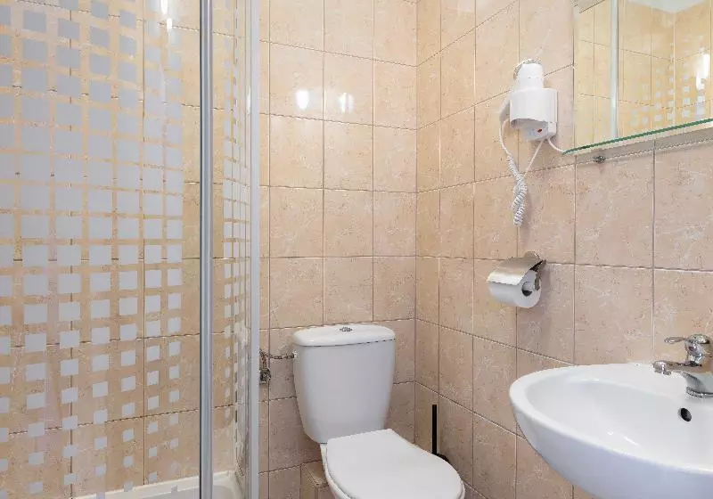 Vuode Makuusalissa, Premium Hostel