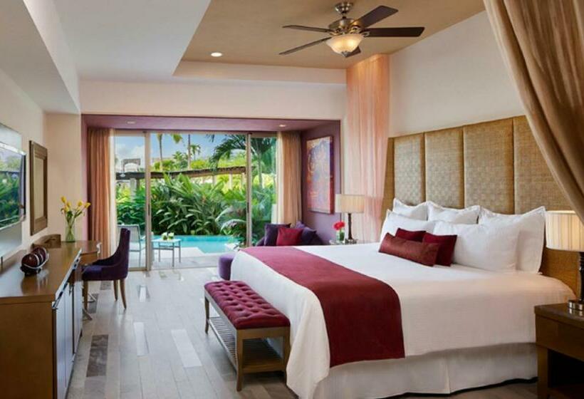 キングサイズベッドのジュニアスイート, Secrets Vallarta Bay Resort & Spa   Adults Only