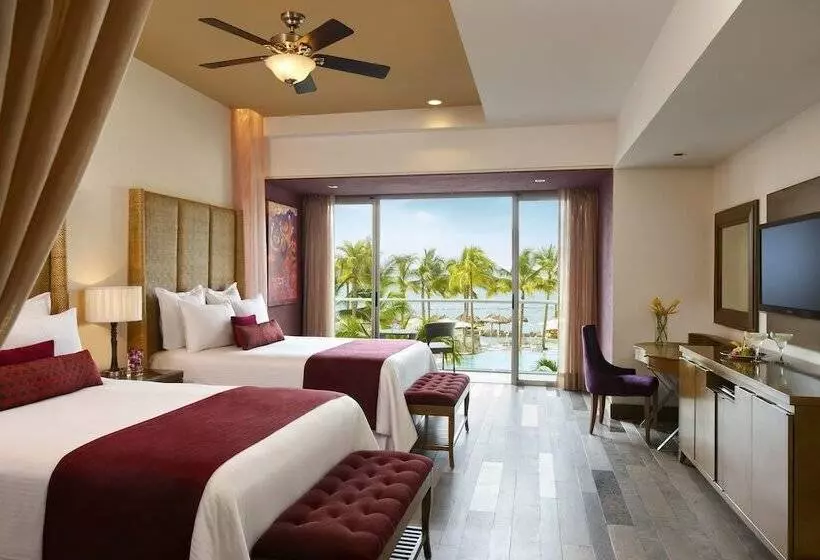 キングサイズベッドのジュニアスイート, Secrets Vallarta Bay Resort & Spa   Adults Only