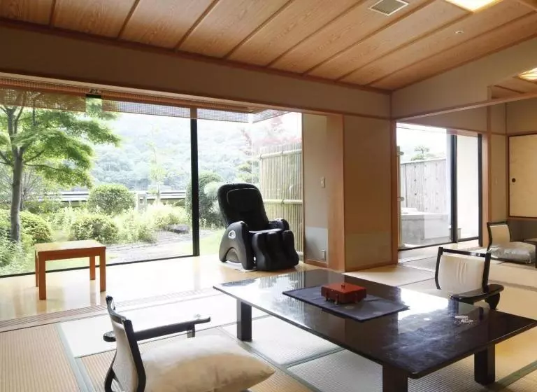 スーペリアールーム, Kotohira Onsen Kotosankaku