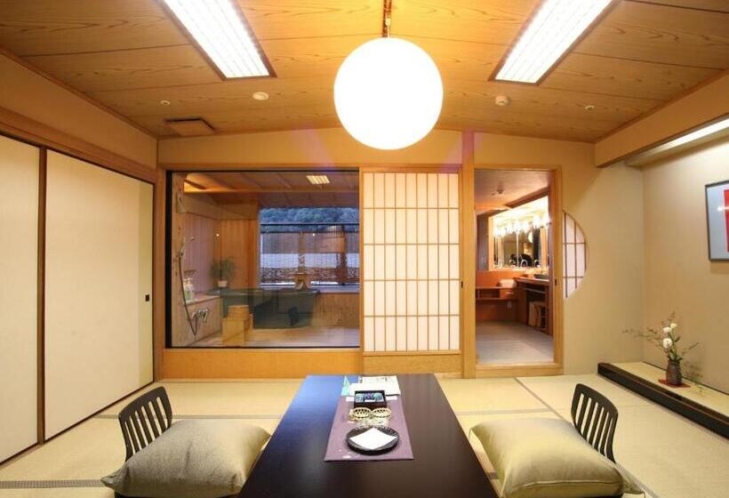 Номер Superior, Kotohira Onsen Kotosankaku