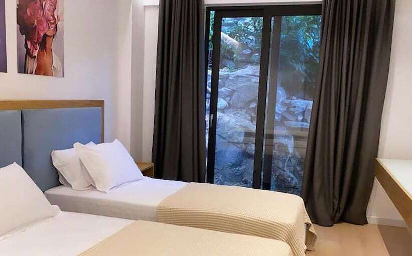 اتاق سوپریور با چشم‌انداز دریا, Nertili