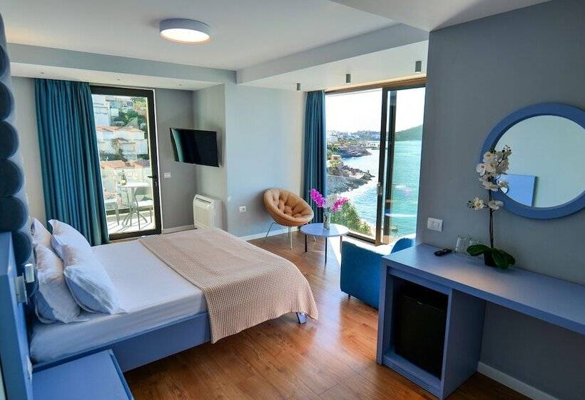 سوییت با چشم‌انداز دریا, Nertili