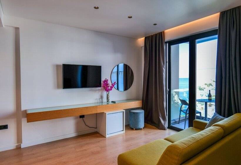 Junior Suite Side Sea View, Nertili