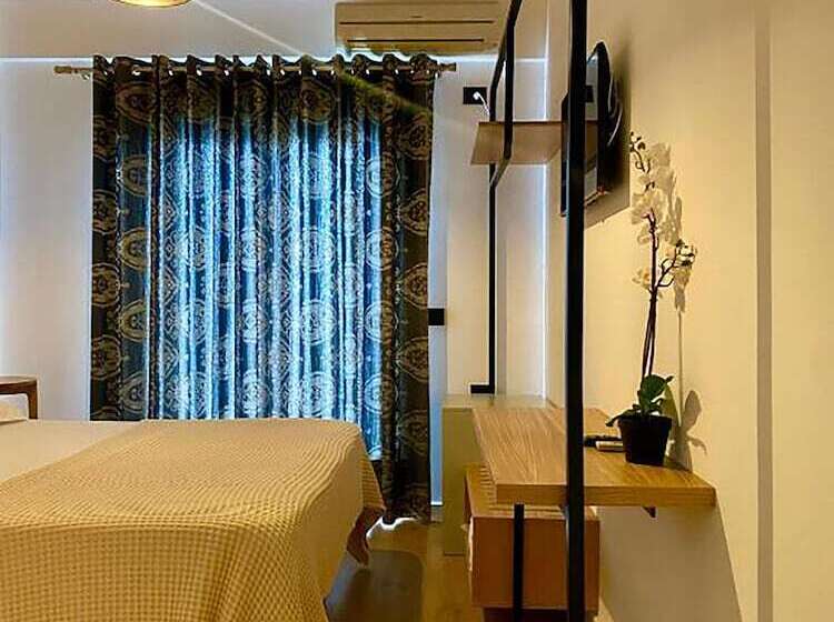 اتاق استاندارد با چشم‌انداز دریا, Nertili