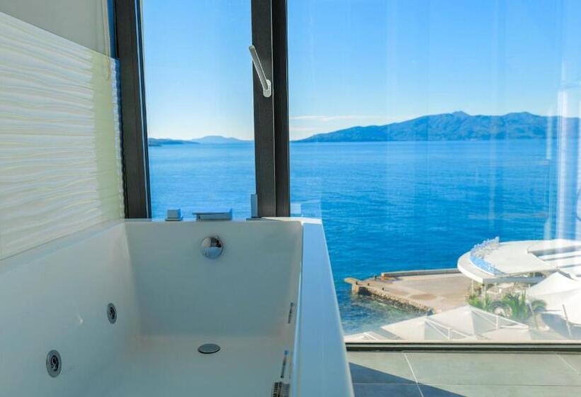 Suite Sea View, Nertili