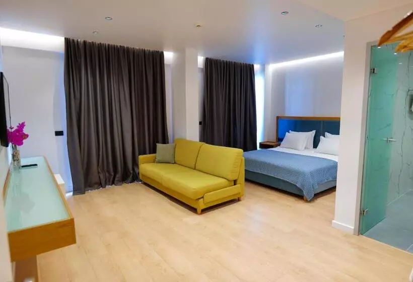 Junior Suite Side Sea View