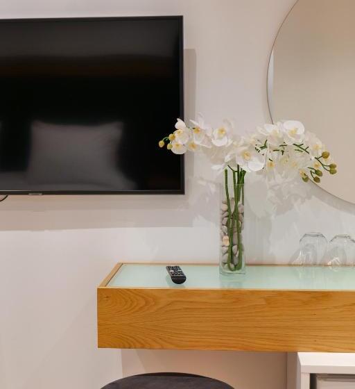 اتاق سوپریور با چشم‌انداز دریا, Nertili