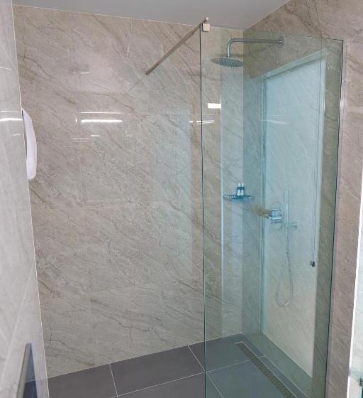 اتاق سوپریور با چشم‌انداز دریا, Nertili