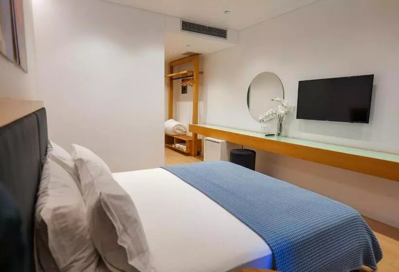 Deluxe Room Side Sea View