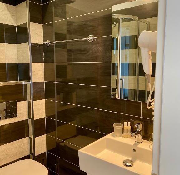 اتاق استاندارد با چشم‌انداز دریا, Nertili