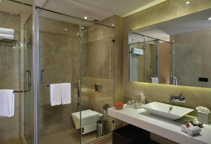 スーペリアールーム, Pride Plaza Hotel, Kolkata