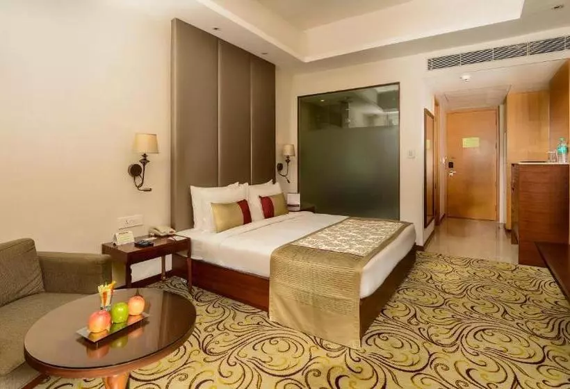 スーペリアールーム, Pride Plaza Hotel, Kolkata