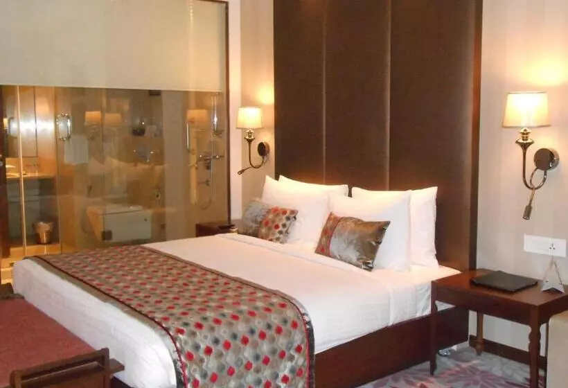 スイート, Pride Plaza Hotel, Kolkata