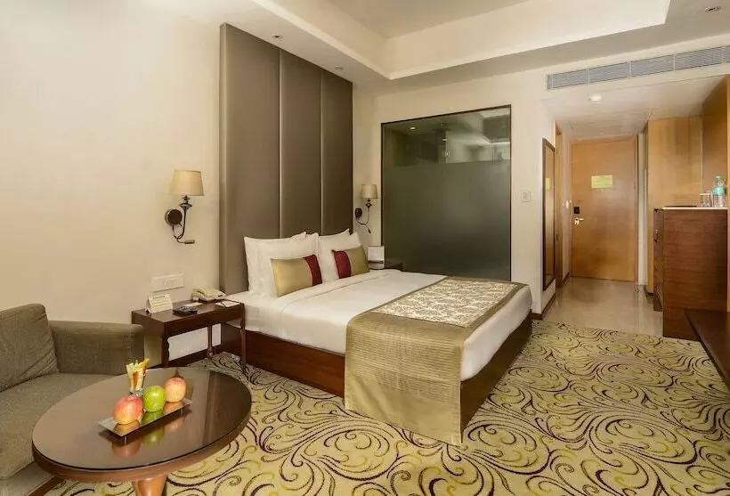 スーペリアールーム, Pride Plaza Hotel, Kolkata