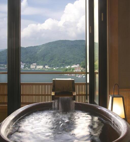 اتاق استاندارد با چشمانداز دریاچه, Kasuitei Ooya