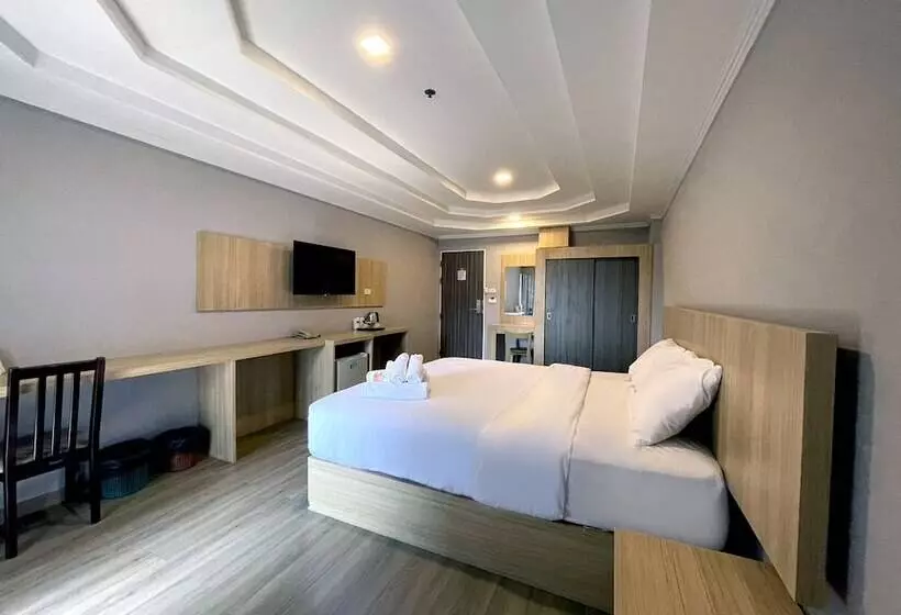 اتاق لوکس, Tara Garden Thai