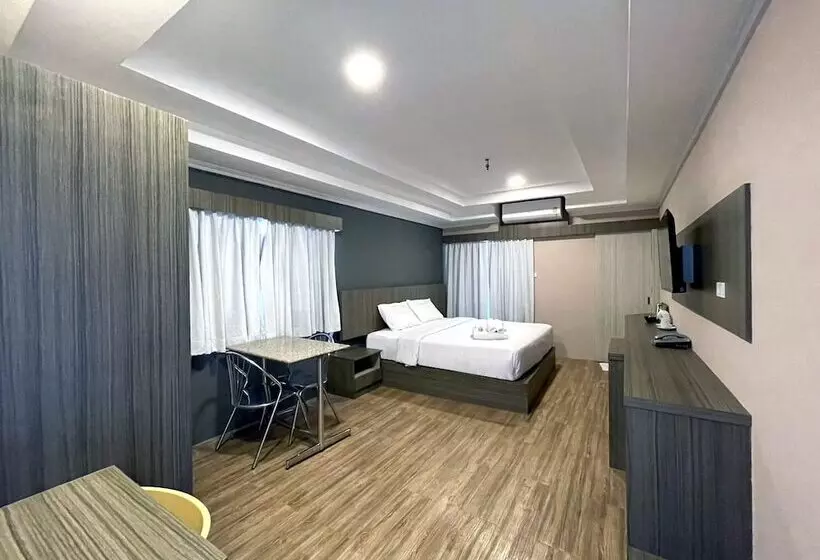 اتاق لوکس, Tara Garden Thai