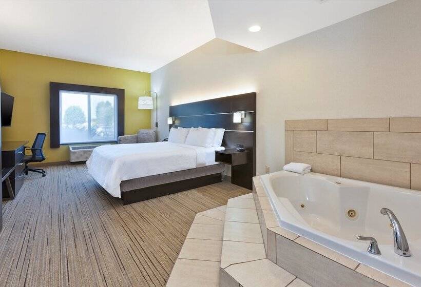 סוויטה, Holiday Inn Express Hotel & Suites Cleveland Richfield, An Ihg