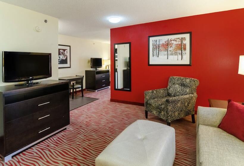 جناح مزود بجاكوزى, Holiday Inn Express Hotel & Suites Vinita, An Ihg