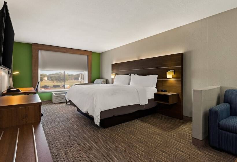 جناح, Holiday Inn Express Hotel & Suites Okmulgee By Ihg