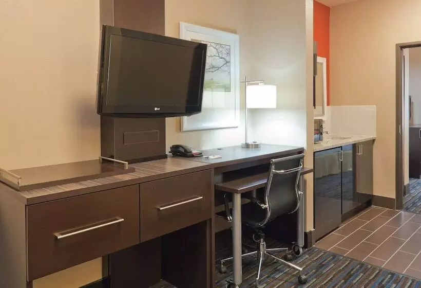 スイート, Holiday Inn Express Fulton, An Ihg