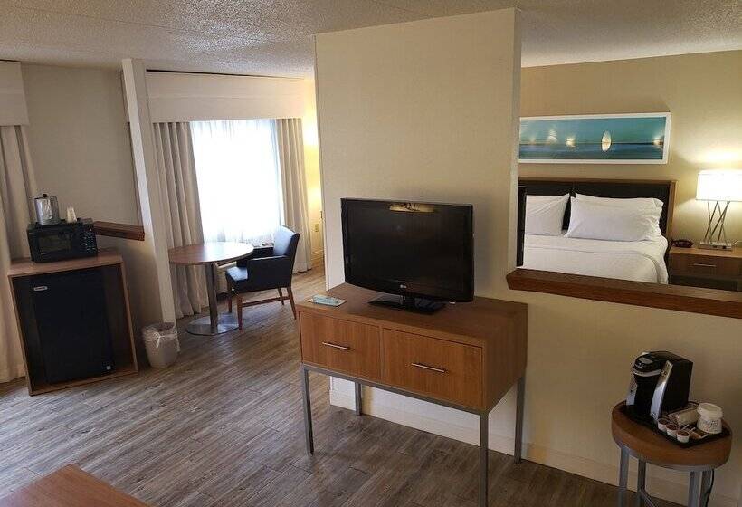 جناح, Holiday Inn Express Hotel Pittsburgh North/harmarville, An Ihg
