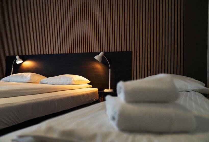 اتاق استاندارد سه نفره, Konvin Hotel By Reykjavik Keflavik Airport