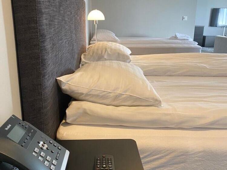 اتاق خانوادگی, Konvin Hotel By Reykjavik Keflavik Airport