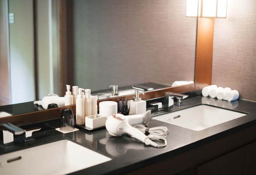 Классический Номер, Ochiairo