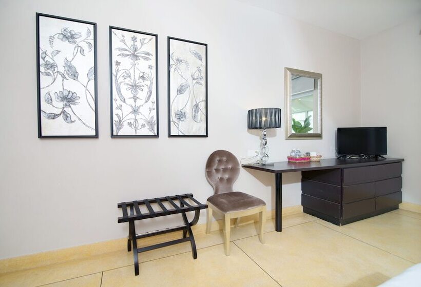 סוויטה, Riverview Cambodia Boutique