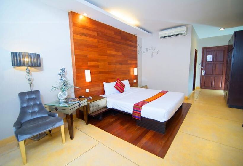 סוויטה, Riverview Cambodia Boutique