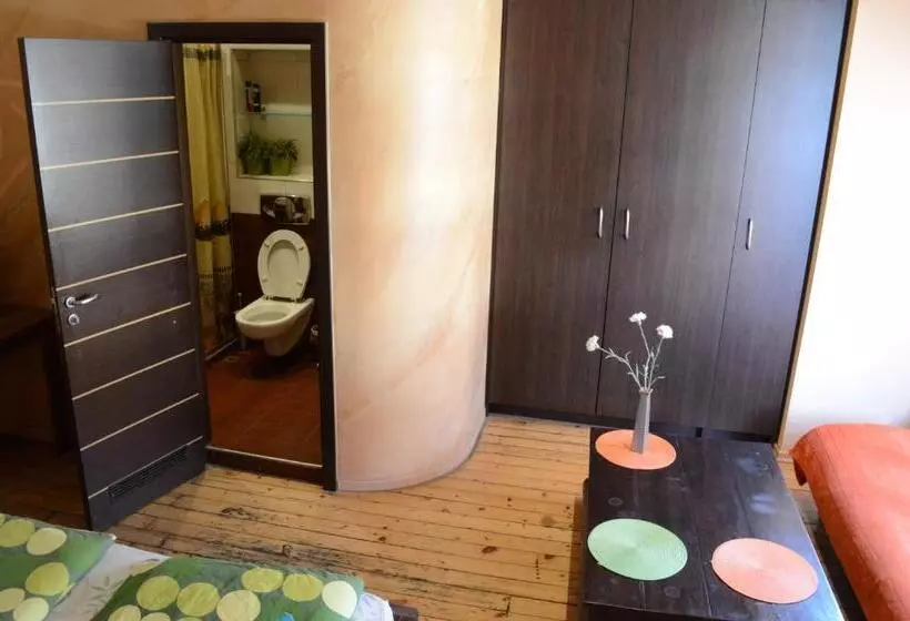 Superior-huone, Elegance On A Budget Rooms For Rent In Sofia Center