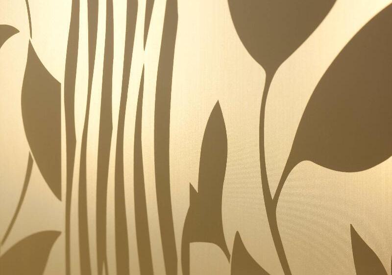 غرفة قياسية لذوى الاحتياجات الخاصة, Holiday Inn Express Hotel & Suites Emporia, An Ihg