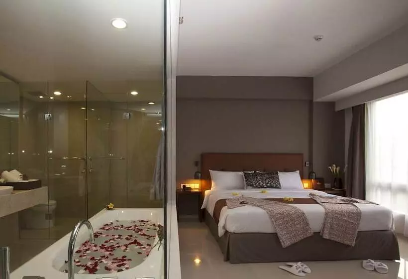 سوییت جونیور, Ananta Legian